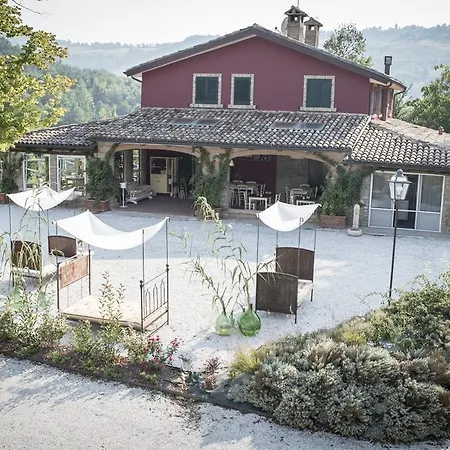 Agricola Casa Cucina Bottega 팜스테이 체세나