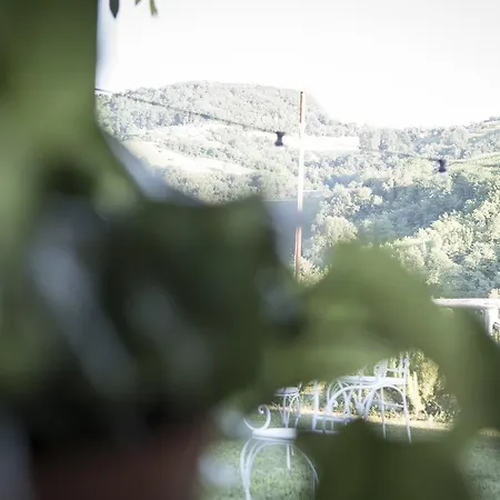 Agricola Casa Cucina Bottega 팜스테이 체세나